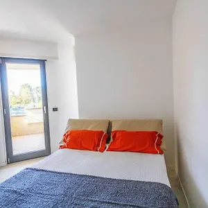 Appartamento With Terrace, Busto Arsizio